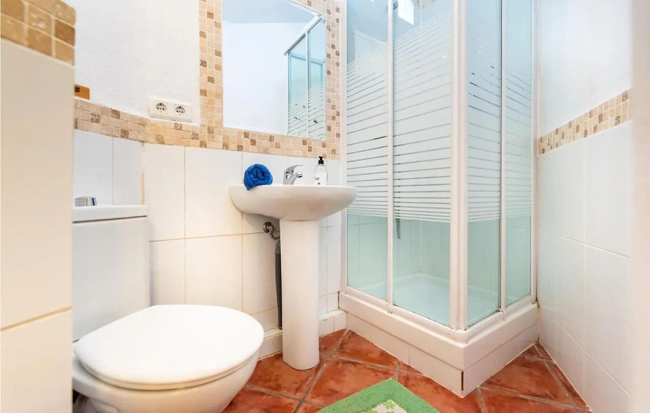 Pet Friendly Home In Iznate With Kitchen 말라가 스페인