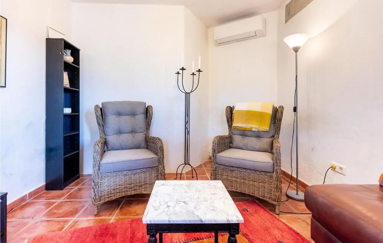 Pet Friendly Home In Iznate With Kitchen 말라가 스페인