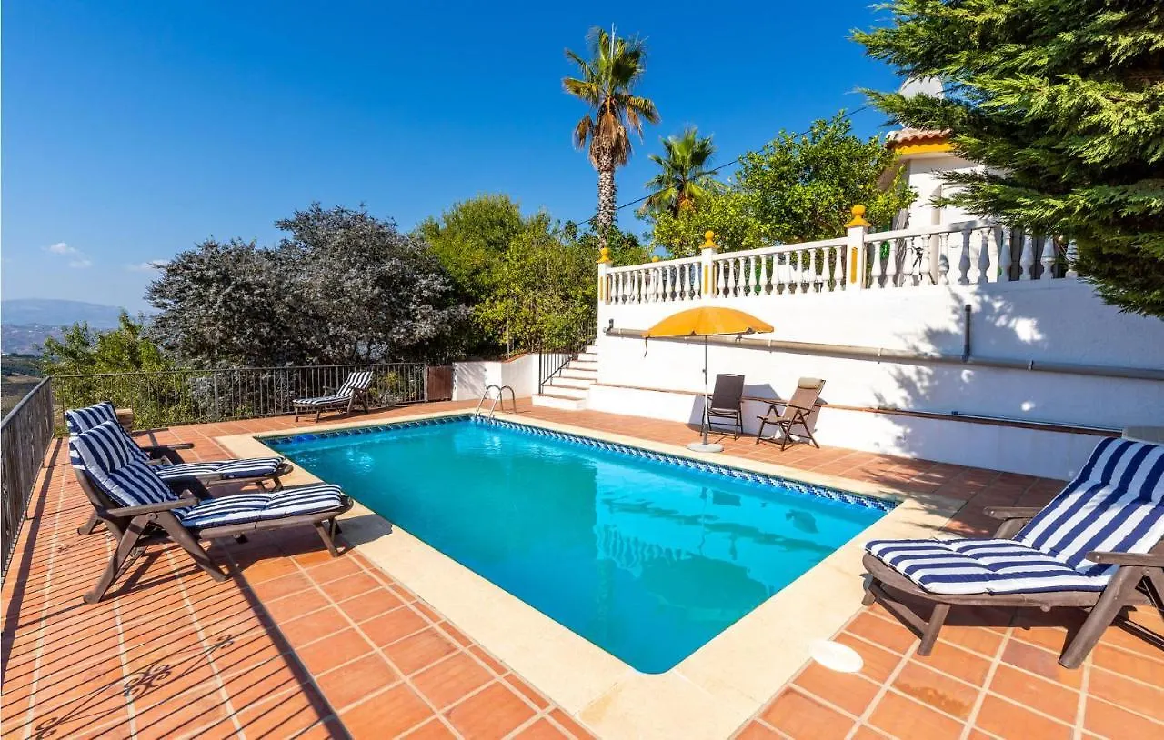 Pet Friendly Home In Iznate With Kitchen Malaga 0*,